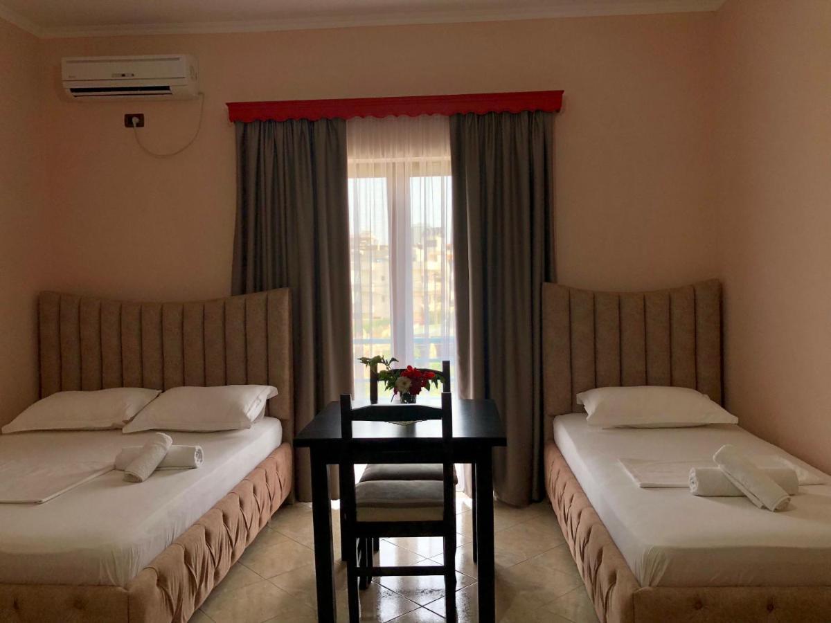 Vila Laura Pasha Villa Ksamil Ngoại thất bức ảnh