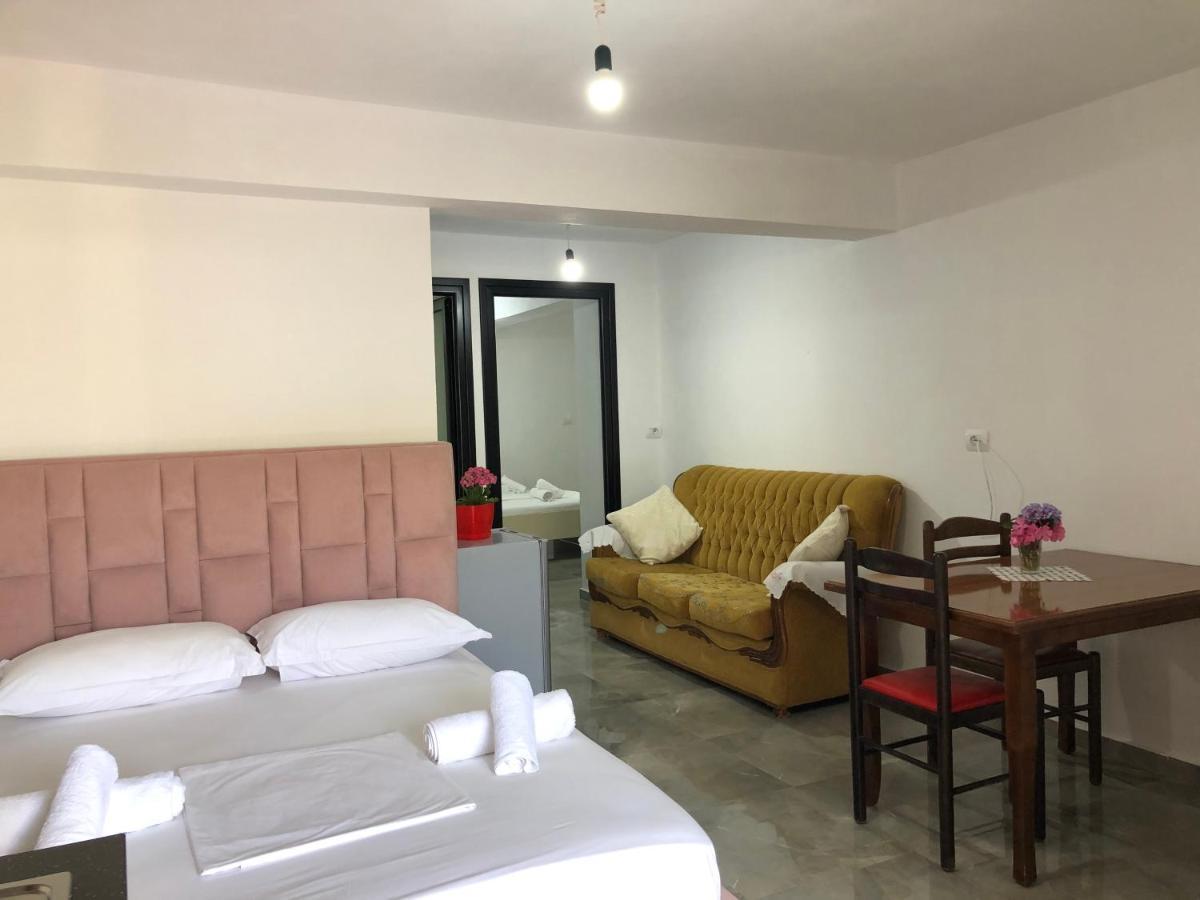 Vila Laura Pasha Villa Ksamil Ngoại thất bức ảnh