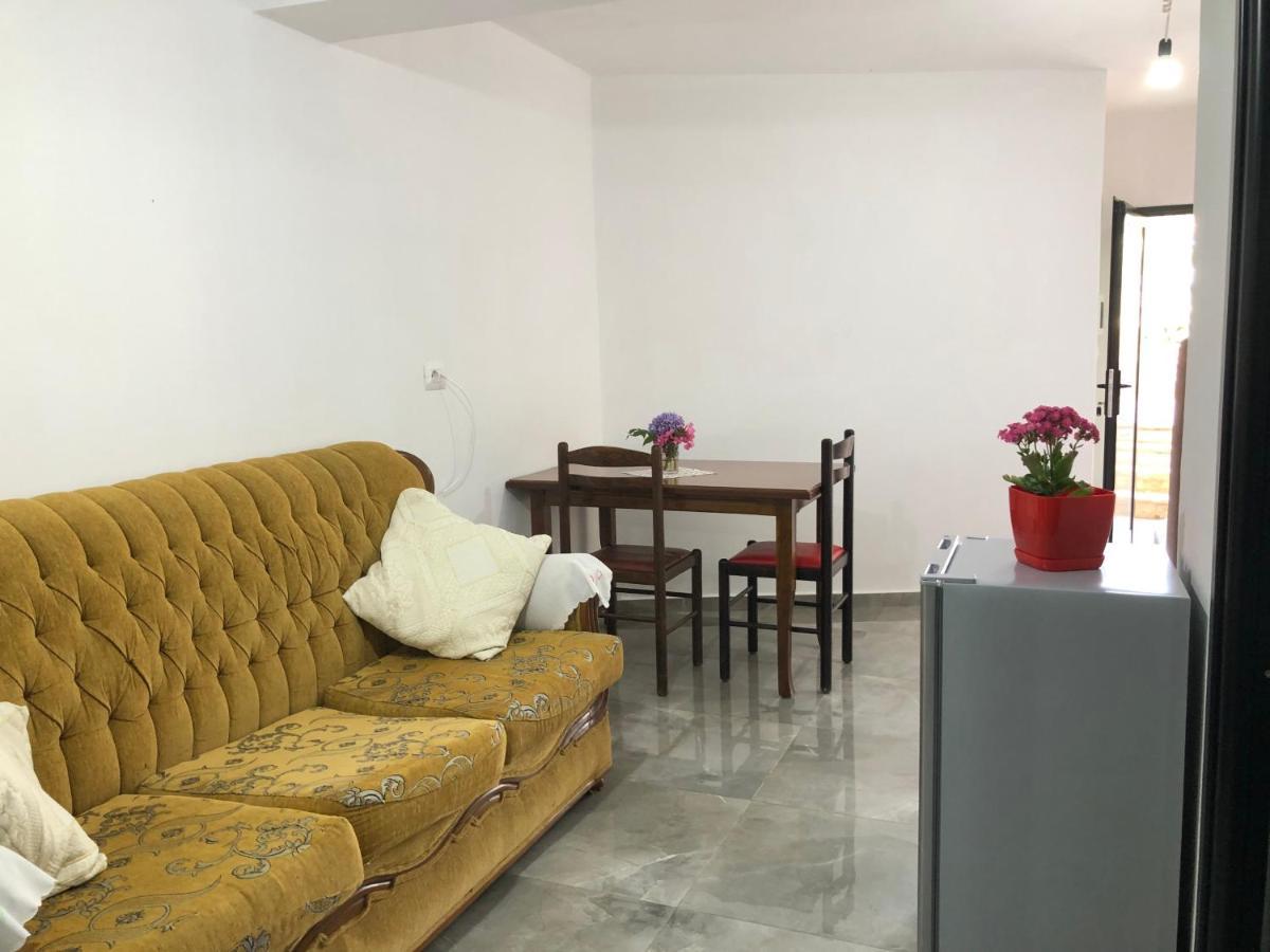 Vila Laura Pasha Villa Ksamil Ngoại thất bức ảnh