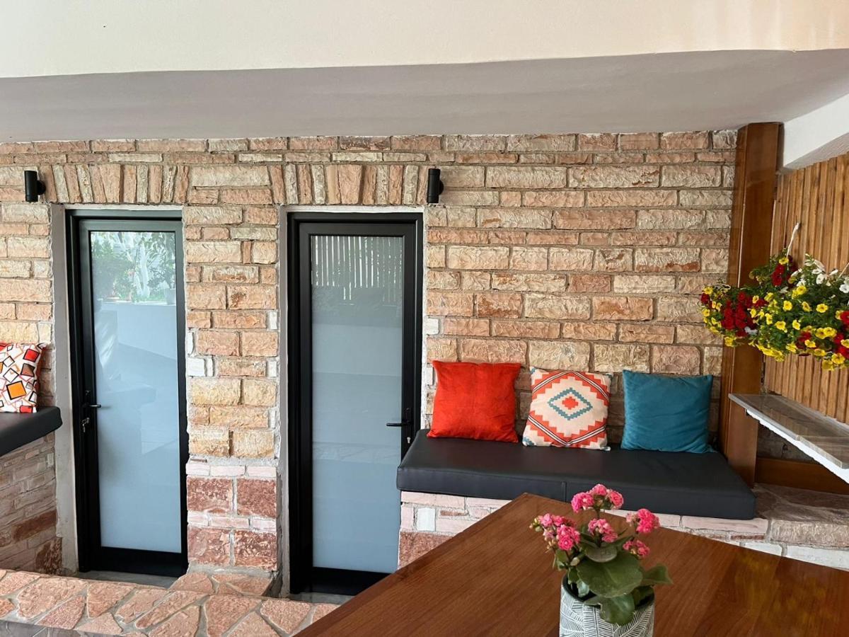 Vila Laura Pasha Villa Ksamil Ngoại thất bức ảnh