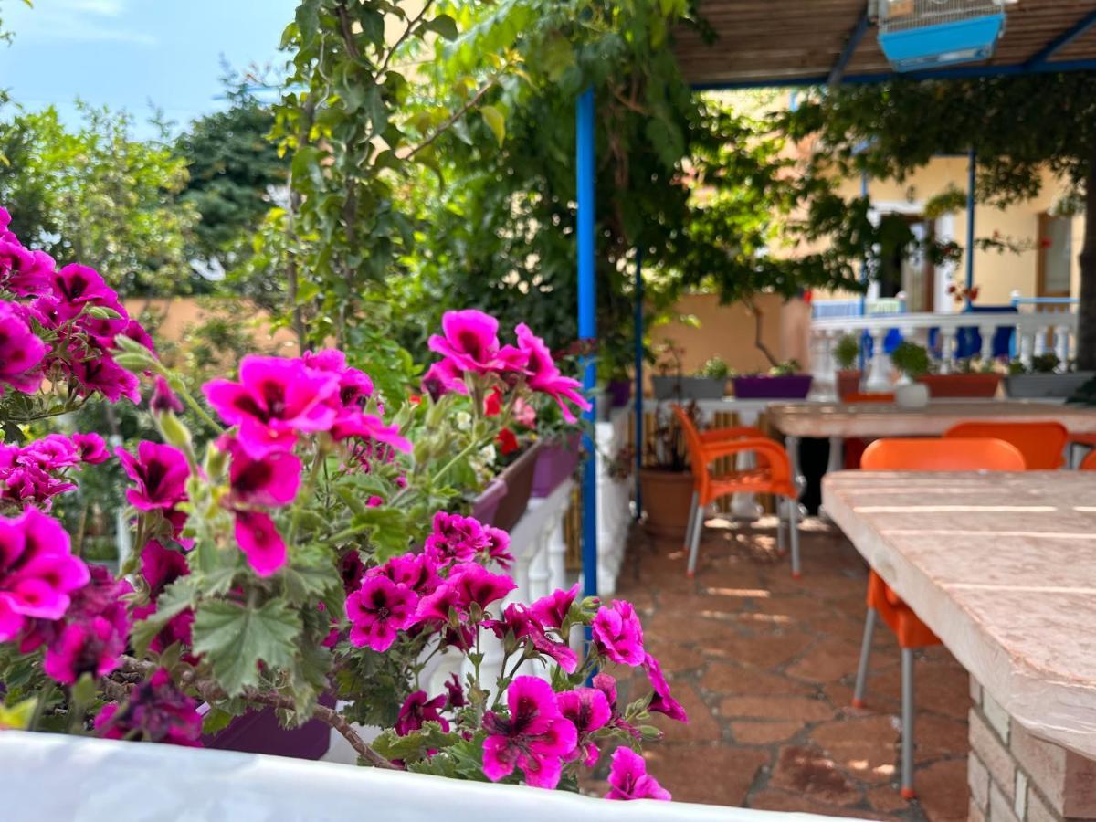 Vila Laura Pasha Villa Ksamil Ngoại thất bức ảnh