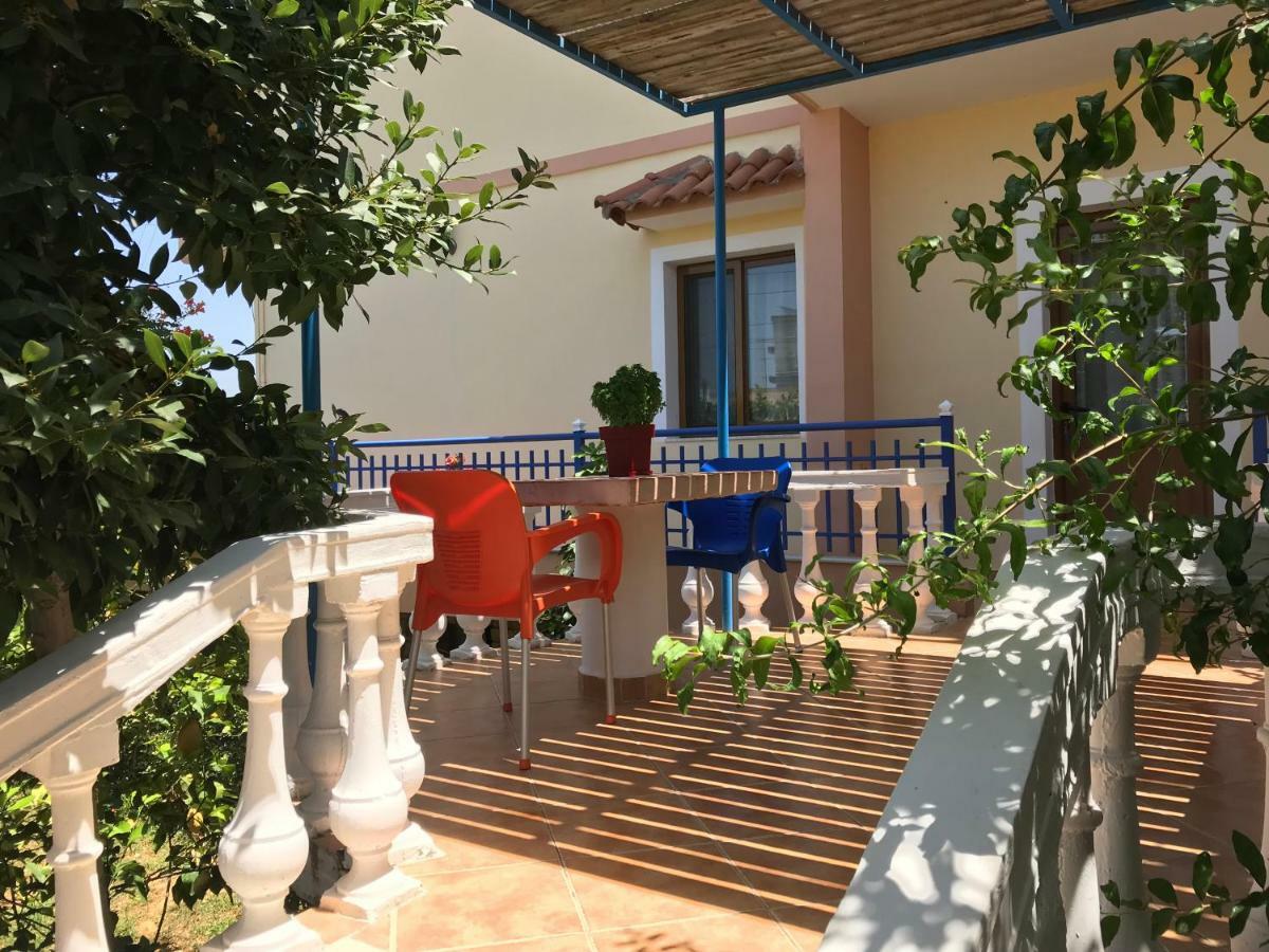 Vila Laura Pasha Villa Ksamil Ngoại thất bức ảnh