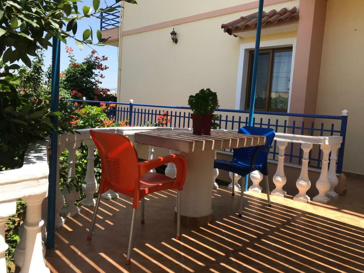 Vila Laura Pasha Villa Ksamil Ngoại thất bức ảnh